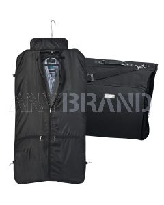 Kleidersack aus Polyester mit Metallschild