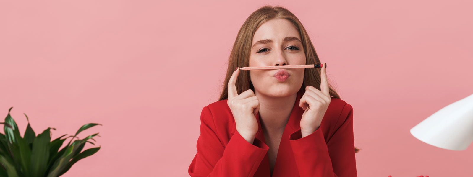 Mit einem Bleistift Locken selbst machen – so geht‘s