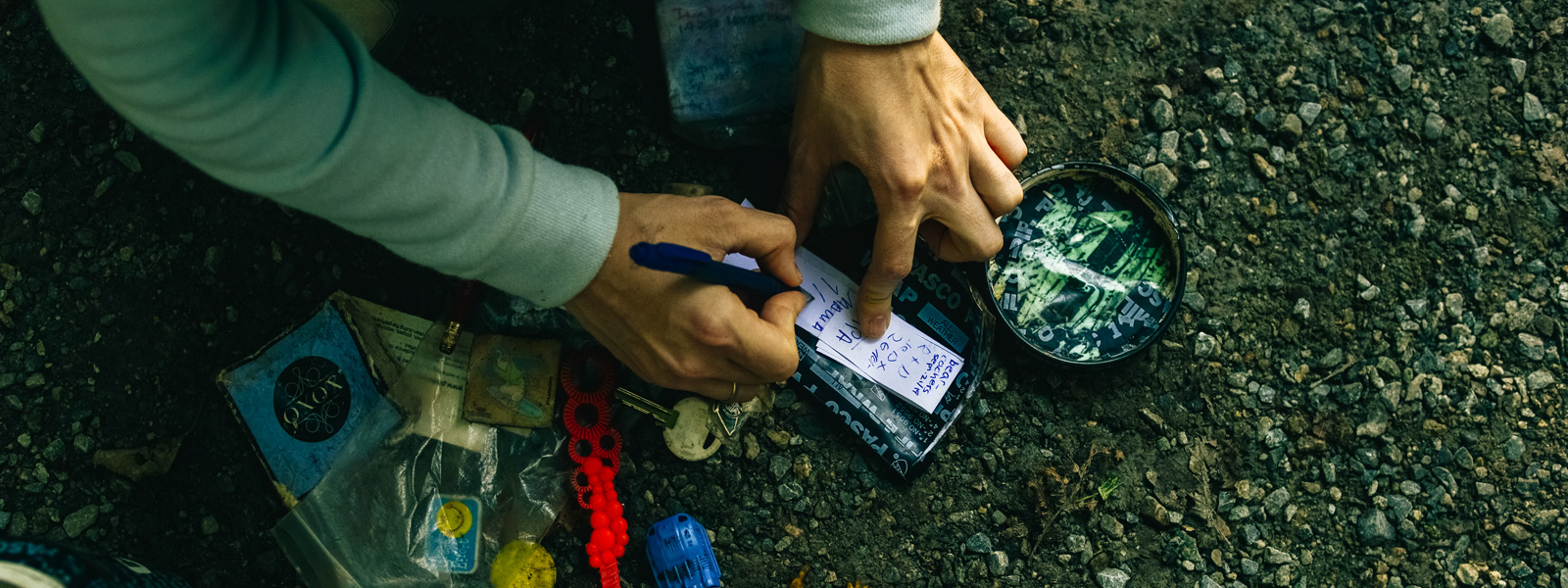 Geocaching: Taschenlampen mit Logo für die Schatzsuche im Dunkeln