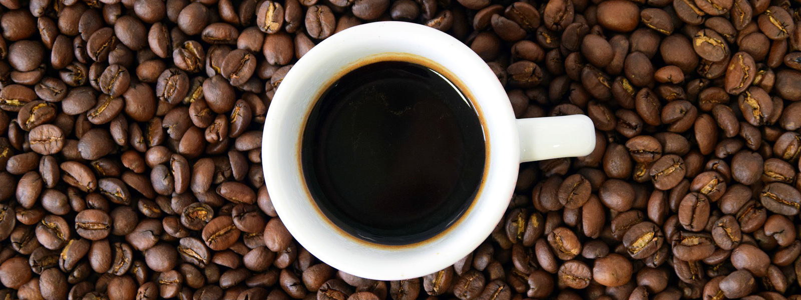 Nur eine Kaffeetasse mit Aufdruck ist eine persönliche Tasse