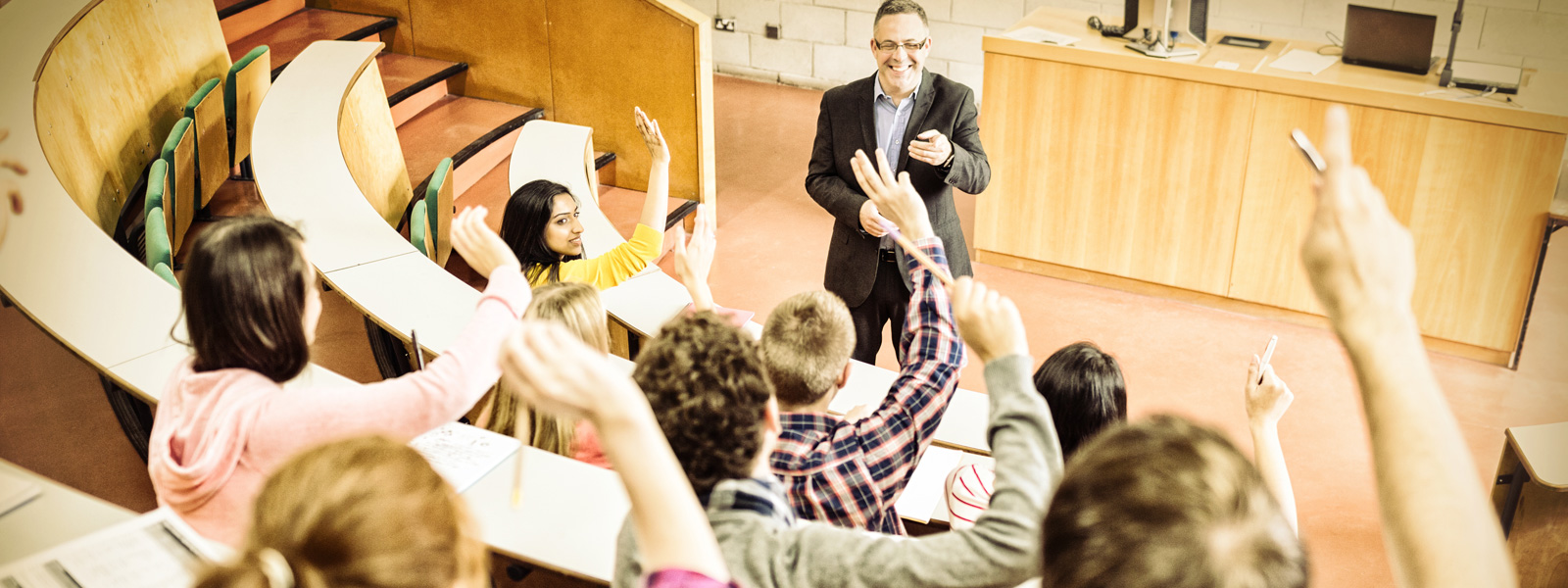 5 originelle Werbegeschenke, die gut in jede Campus-Tüte passen